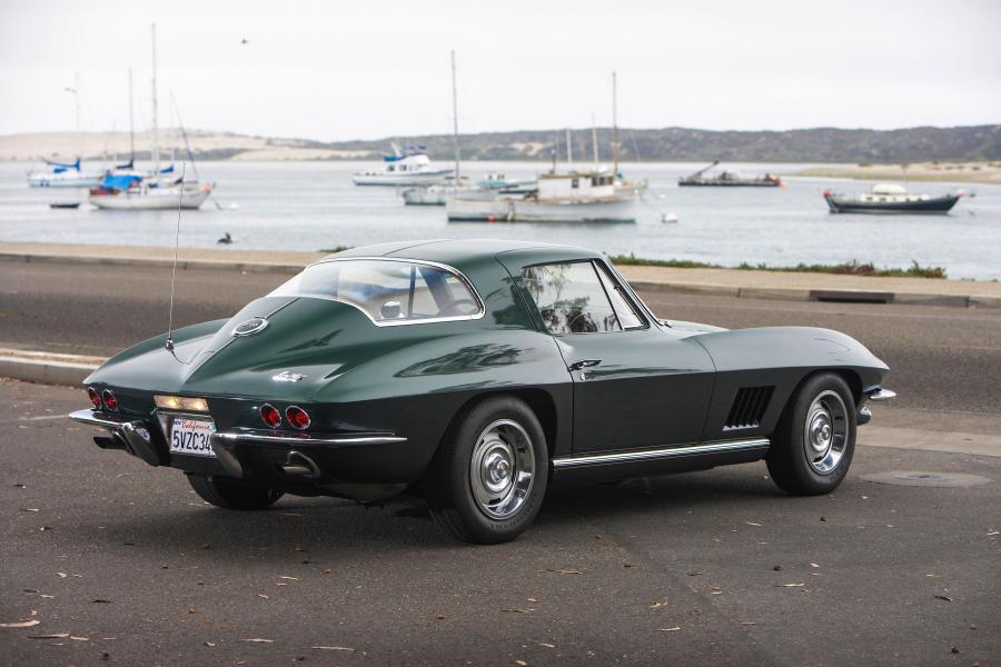  Chevrolet Corvette Stingray 1967 года  (фото 2 из 26)